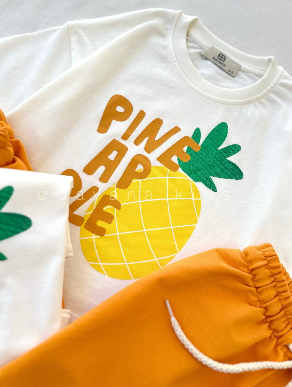Pineapple Kid Set