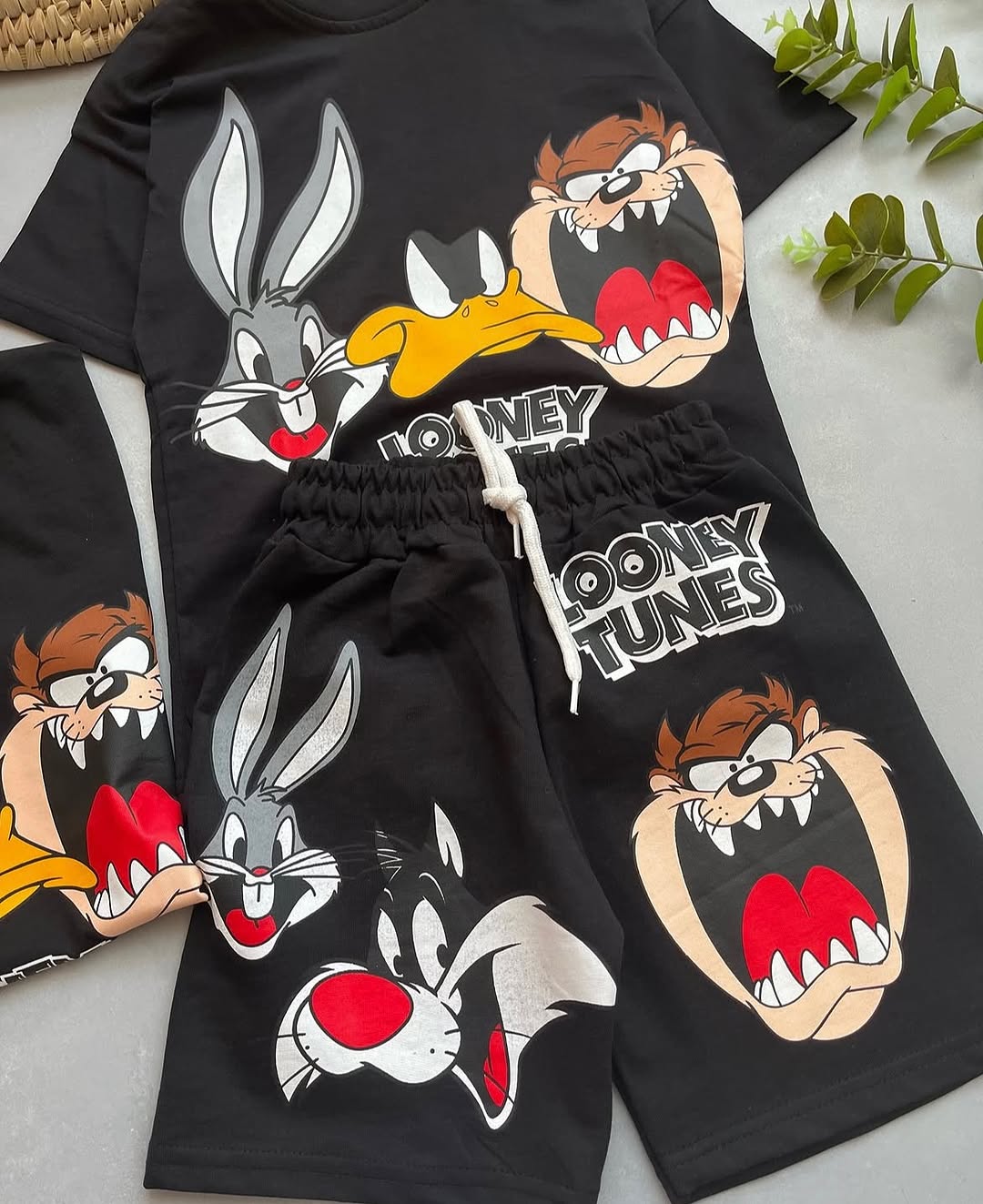 Black Looney Tunes Kids Set